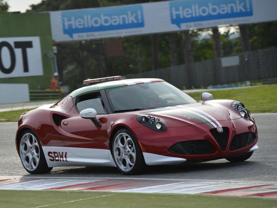  Alfa Romeo 4C SBK Safety Car (960) 2014 года  (фото 10 из 15)
